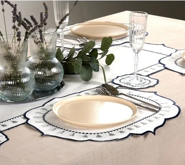 Runner Amerikan Seti Püskül Nature Nakışlı Beyaza Lacivert 13 Parça