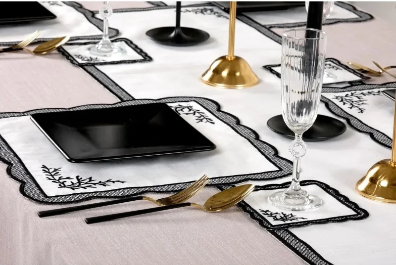 Runner Amerikan Seti Dal Nature Nakışlı Beyaza Siyah 13 Parça