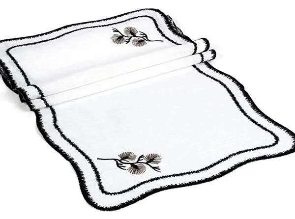 Runner Amerikan Seti Dianna Nature Nakışlı Beyaza Siyah 13 Parça