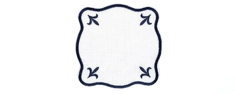 Runner Amerikan Seti Queen Nature Nakışlı Beyaza Lacivert 13 Parça