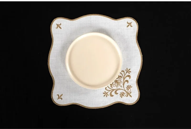 Runner Amerikan Seti Queen Nature Nakışlı Beyaza Altın 13 Parça