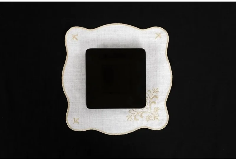 Runner Amerikan Seti Queen Nature Nakışlı Beyaza Simli 13 Parça