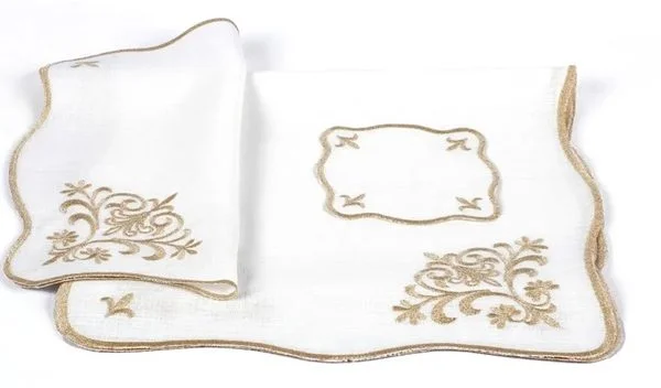 Runner Amerikan Seti Queen Nature Nakışlı Beyaza Simli 13 Parça