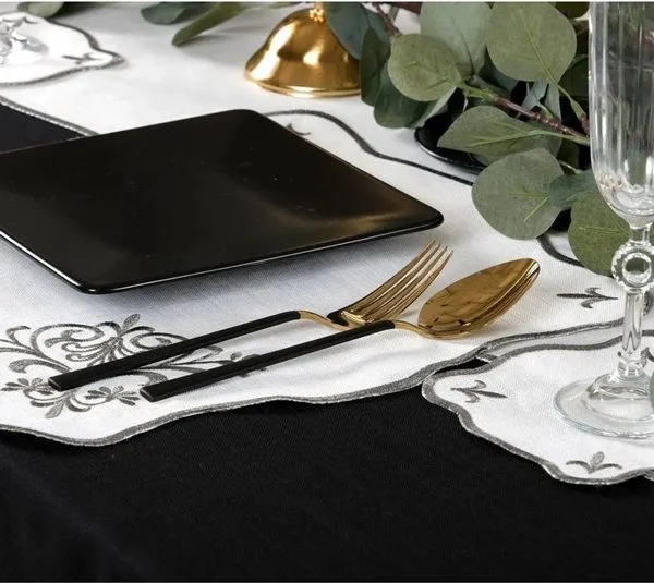 Runner Amerikan Seti Queen Nature Nakışlı Beyaza Gri 13 Parça