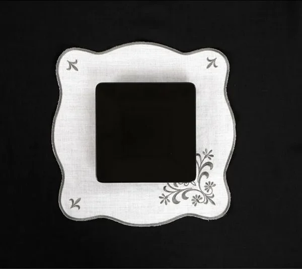 Runner Amerikan Seti Queen Nature Nakışlı Beyaza Gri 13 Parça