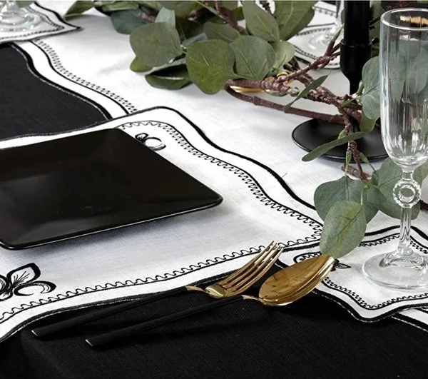 Runner Amerikan Seti King Nature Nakışlı Beyaza Siyah 13 Parça