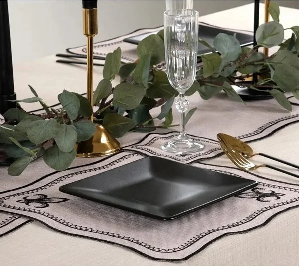 Runner Amerikan Seti King Nature Nakışlı Camela Siyah 13 Parça