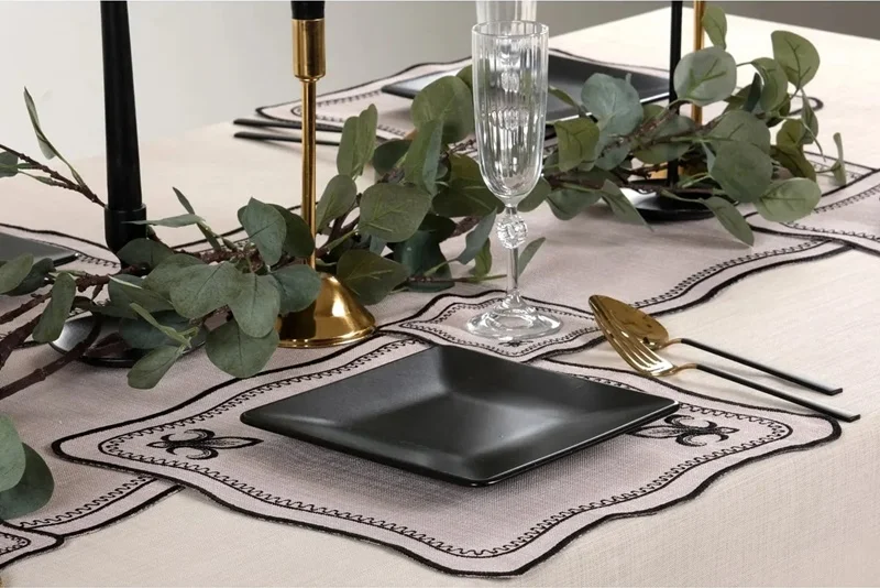 Runner Amerikan Seti King Nature Nakışlı Camela Siyah 13 Parça