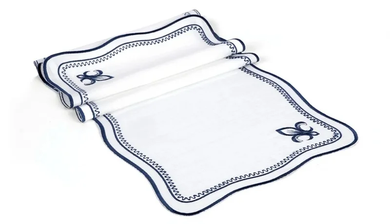 Runner Amerikan Seti King Nature Nakışlı Beyaza Lacivert 13 Parça