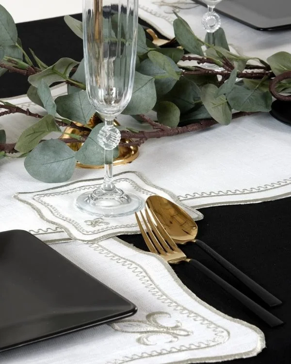 Runner Amerikan Seti King Nature Nakışlı Beyaza Gri 13 Parça