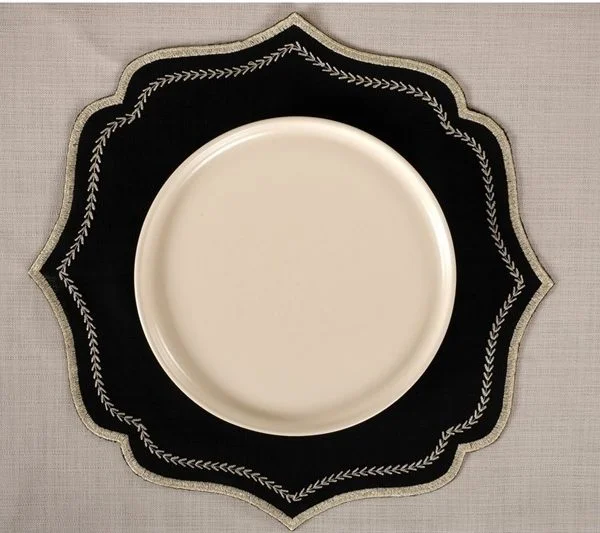 Runner Amerikan Seti Balık Sırtı Nakışlı Siyah 13 Parça Nature Serisi