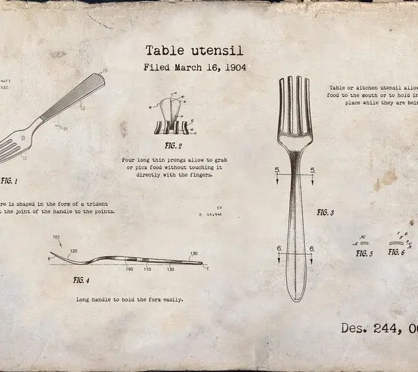 Antik kağıt dokusu üzerinde 1904 tarihli çatal patent teknik çizimi duvar kağıdı.