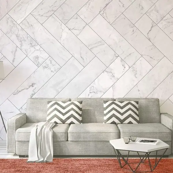 Gri Damarlı Beyaz Mermer Bloklarının Balıksırtı Dizilimli Geometrik Modern Duvar Kağıdı