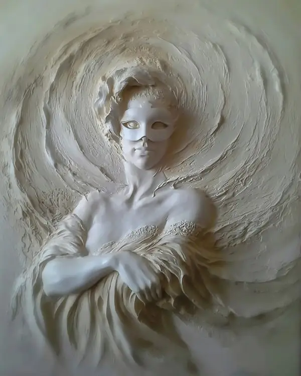 maskeli kadin figurlu modern sanat rolyef duvar kagidi