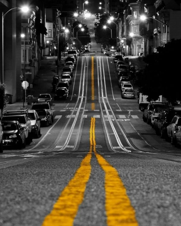 san francisco yokusu ve sari cizgiler 3d duvar kagidi