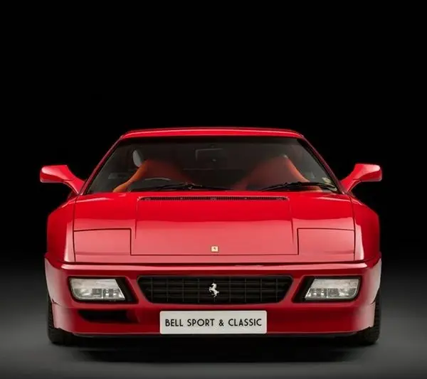 kusursuz kirmizi ferrari klasik on profil luks tasarim duvar kagidi