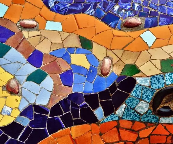 Trendyol Gaudi esintisi turuncu mavi mozaik duvar kağıdı bursa ve Hepsiburada sanatsal seramik görünümlü duvar kağıdı modelleri bursa