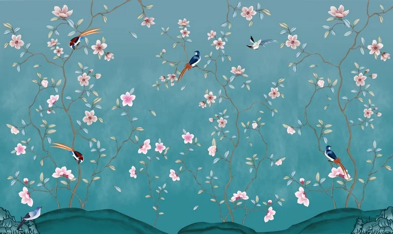 mat mint su yesili zemin uzerinde beyaz erik cicekleri ve sarki soyler gibi duran melodik kuslu duvar kagidi