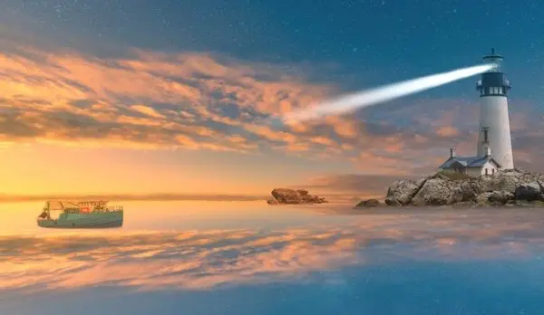 Gün batımında deniz feneri ve denizde yakamoz yansıması temalı özel üretim duvar posteri.