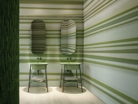 Trendyol yeşil yatay çizgili modern duvar posteri bursa ve Hepsiburada fıstık yeşili şeritli duvar kağıdı modelleri bursa