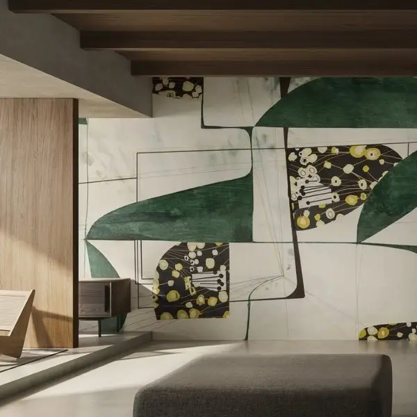 Zümrüt Yeşili Soyut Geometrik Formlar ve Sarı Çiçekli Grafik Desenli Modern Duvar Kağıdı