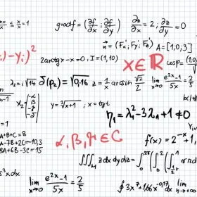 Bursa Dekoratif genç odası duvar kağıtları ve Yılmaz Home Collection beyaz defter zeminli matematiksel duvar kaplaması modelleri