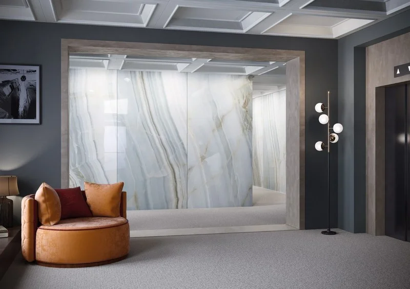 beyaz kristal kuvars dokulu bal rengi damarli 3d duvar kagidi